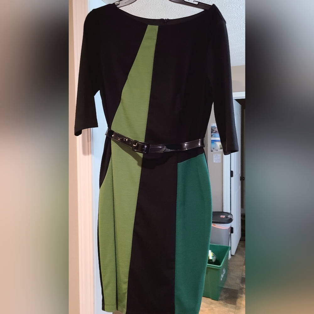 Sangria color block black green body con dress 10